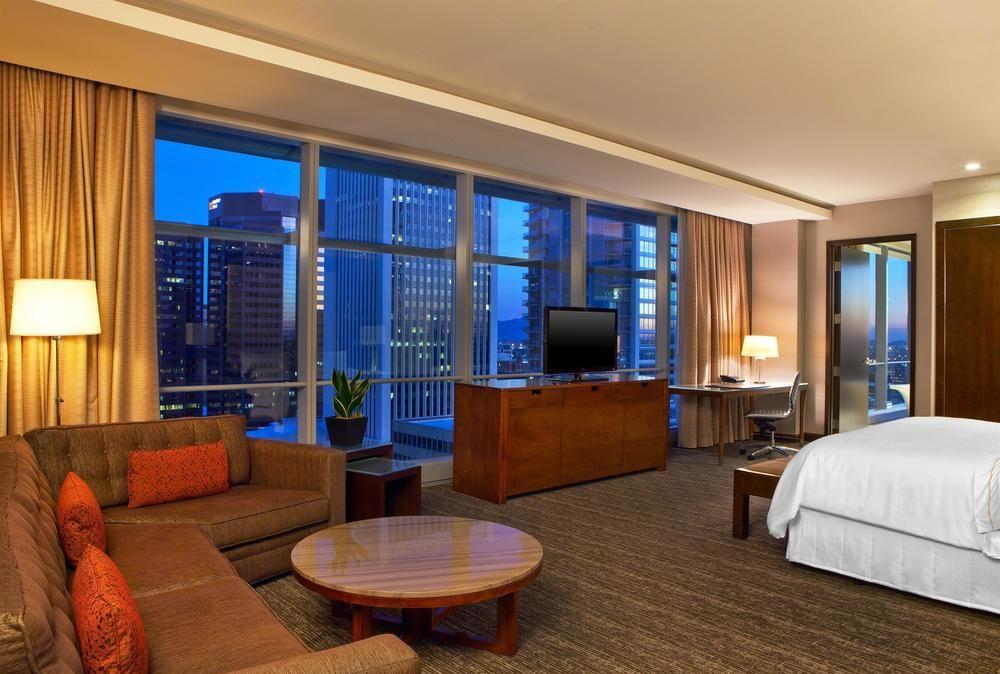The Westin Phoenix Downtown Екстериор снимка