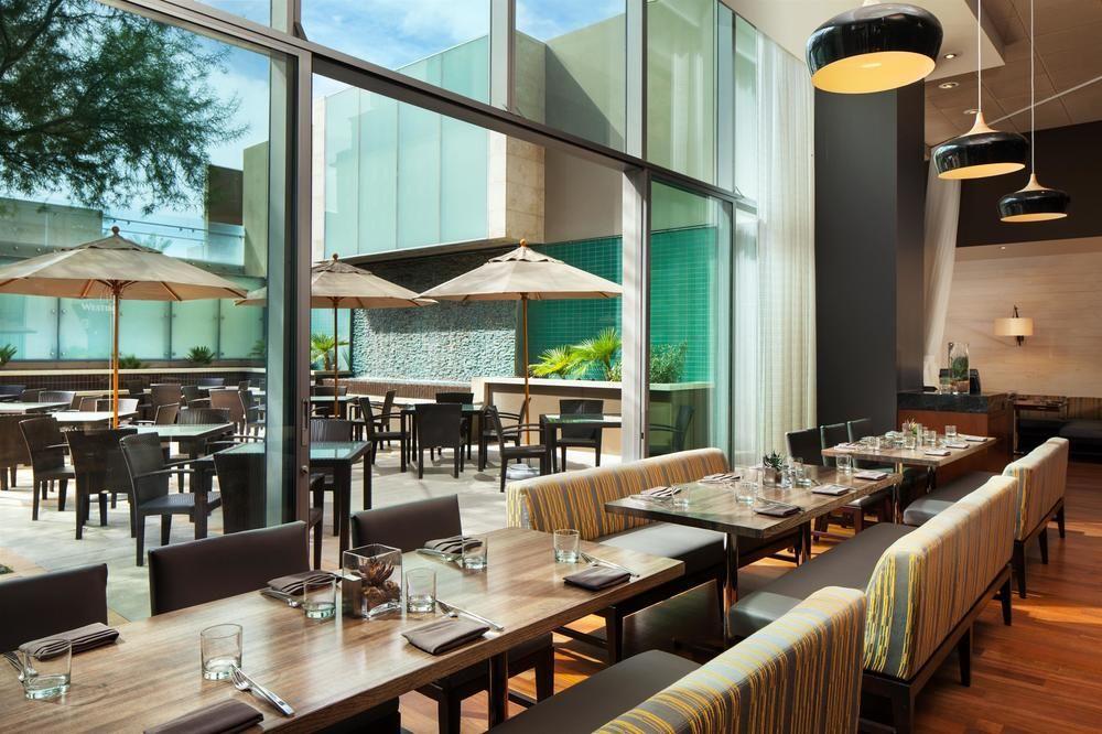 The Westin Phoenix Downtown Екстериор снимка