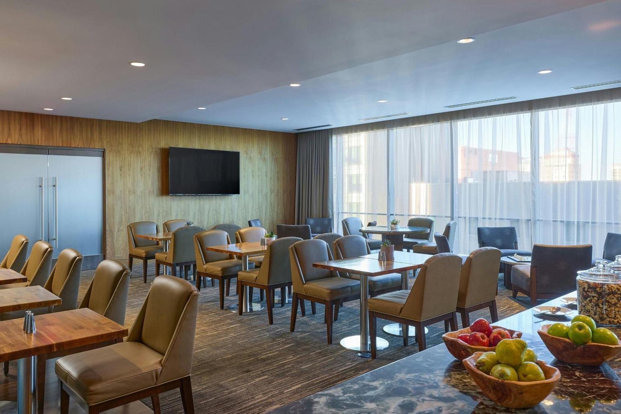 The Westin Phoenix Downtown Екстериор снимка