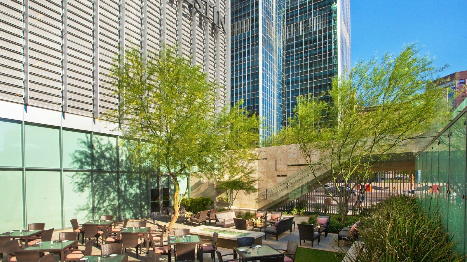 The Westin Phoenix Downtown Екстериор снимка